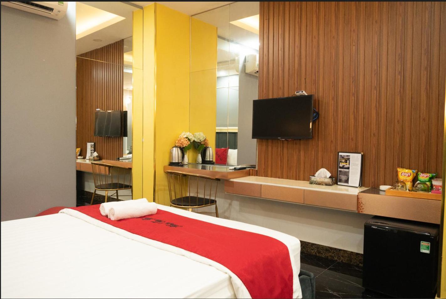 Tan Binh Hotel โฮจิมินห์ซิตี้ ภายนอก รูปภาพ