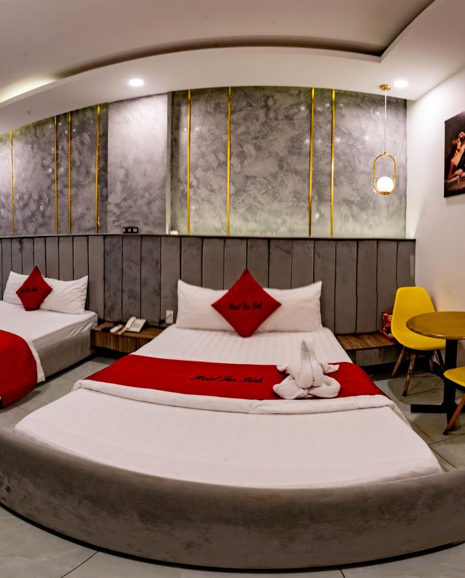 Tan Binh Hotel โฮจิมินห์ซิตี้ ภายนอก รูปภาพ